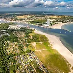 Strandblick - Dorf 1 06