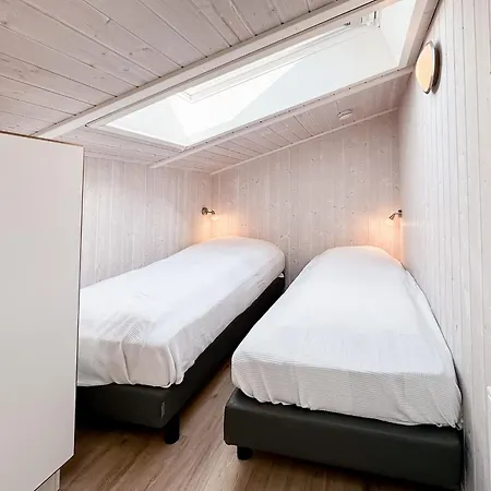 Holiday home Strandblick - Dorf 1 06 Priwall
