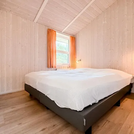 Strandblick - Dorf 1 06 Priwall