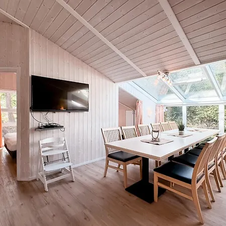Ferienhaus Strandblick - Dorf 1 06