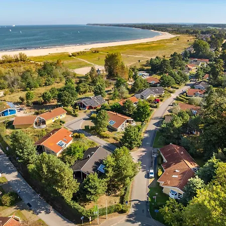 Holiday home Strandblick - Dorf 1 06 Priwall